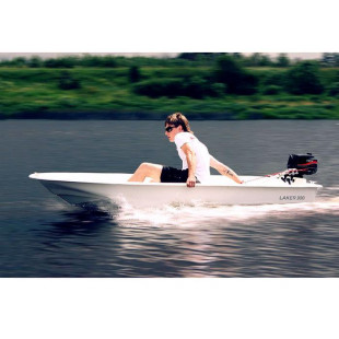 Лодка стеклопластиковая LAKER Т300 Plus