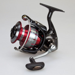 Катушка Daiwa Ballistic 2500 SH