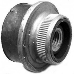 Сайлентблок крепления двигателя задний LU043170